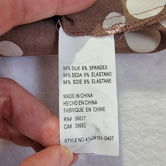 BEBE Silk Blouse Brown Cream Polka Dot Pattern Button Peplum Flared Cuff Size M - Picture 9 of 12